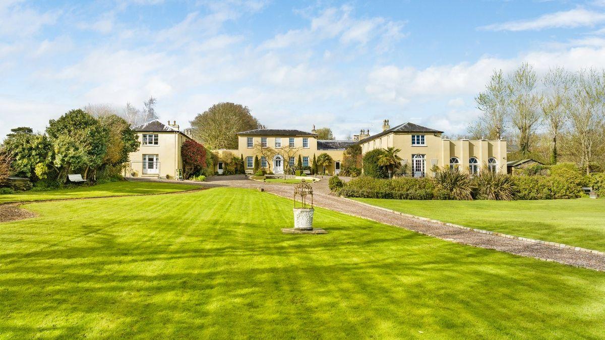 Ballinacurra Estate, Kinsale, Cork, historical listing image 3