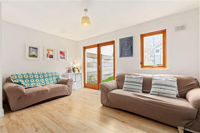 15, Hunters Hill, Dublin 24, historical listing image 4