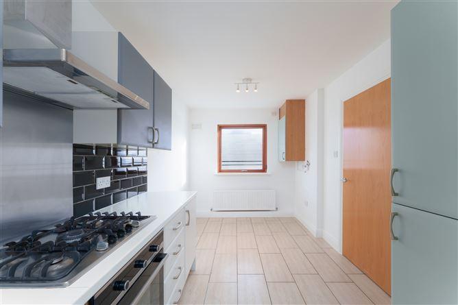 83, Hunters Avenue, Dublin 24, historical listing image 6