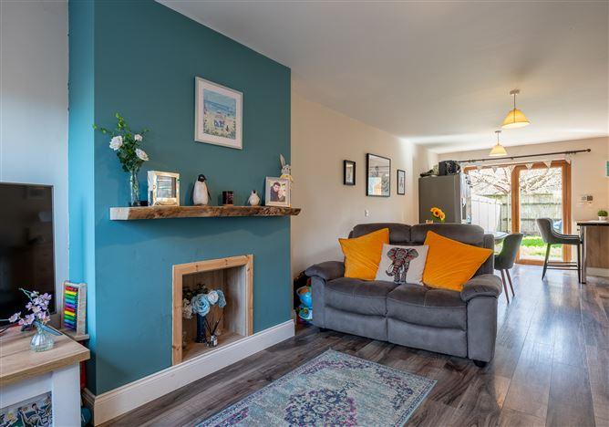 6 Heather Park, Pairc Na Gloine, Kenmare, Co. Kerry, V93V5WA, historical listing image 3