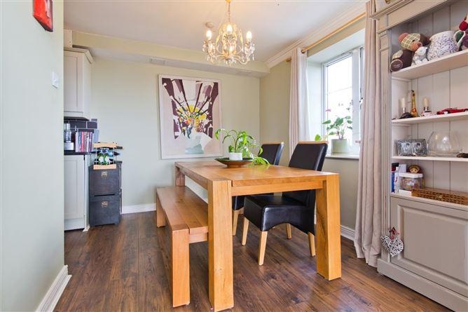 14 Granite Court, Stepaside Park, Dublin, historical listing image 5