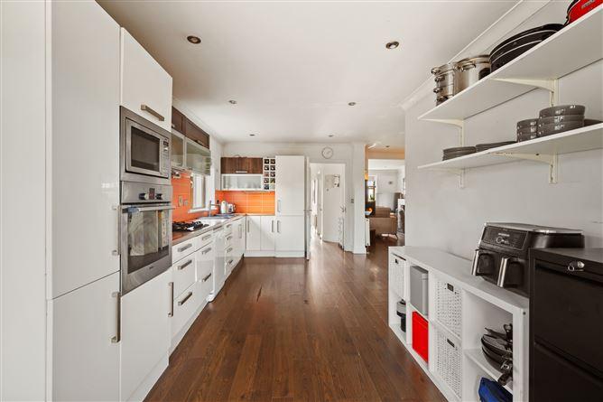 11 Rosemount, Herons Wood, Carrigaline, Cork, historical listing image 6