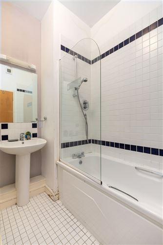 106 Rathlin House, Custom House Square, IFSC, Dublin 1, historical listing image 6