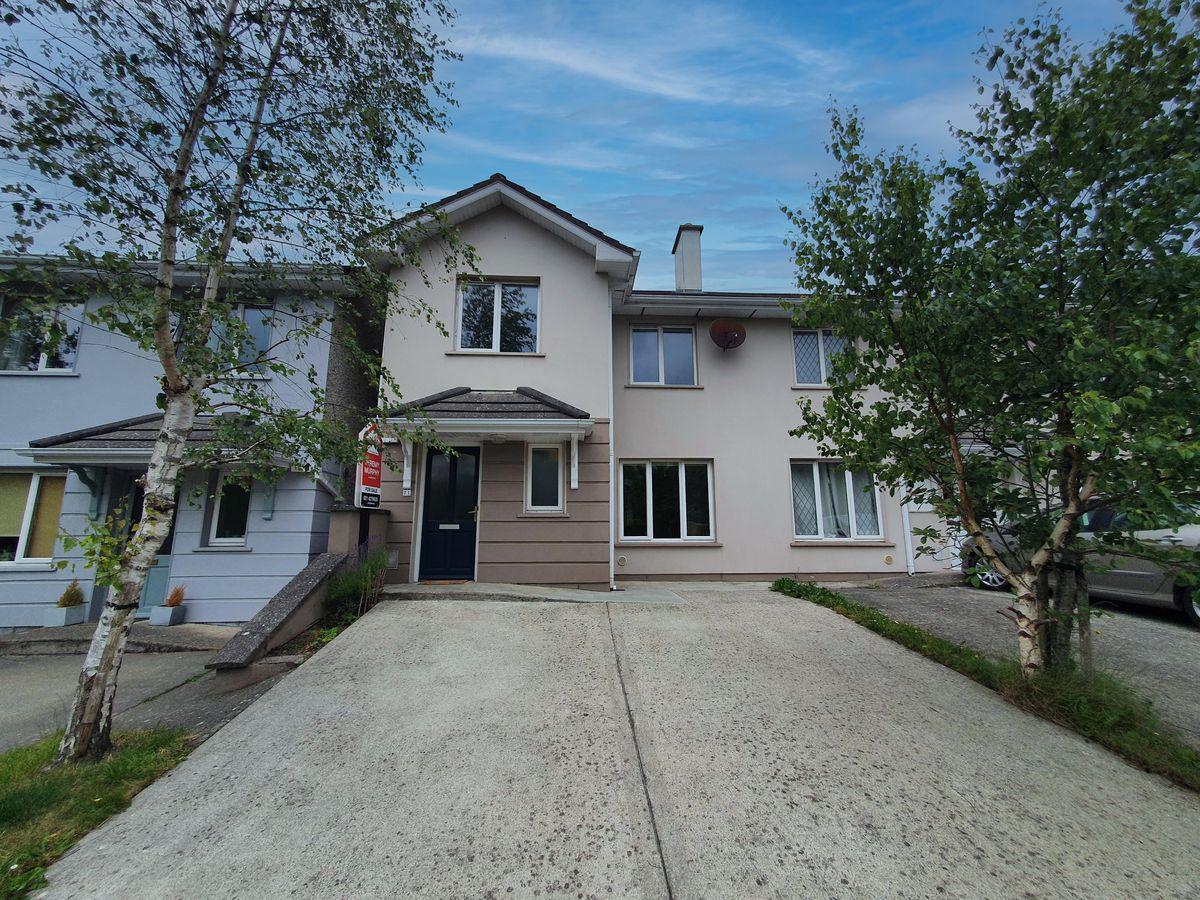 21 Thornfields, Kilbrogan, Bandon, Co. Cork, historical listing image 1