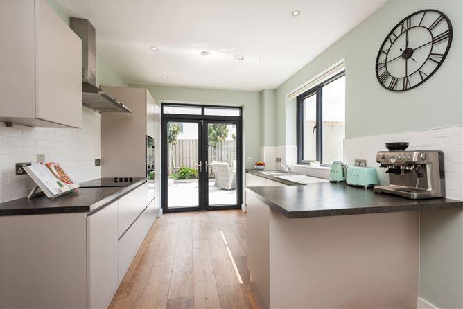7 The Well, Scholarstown Wood, Rathfarnham, Dublin 16, D16F2H0, historical listing image 5