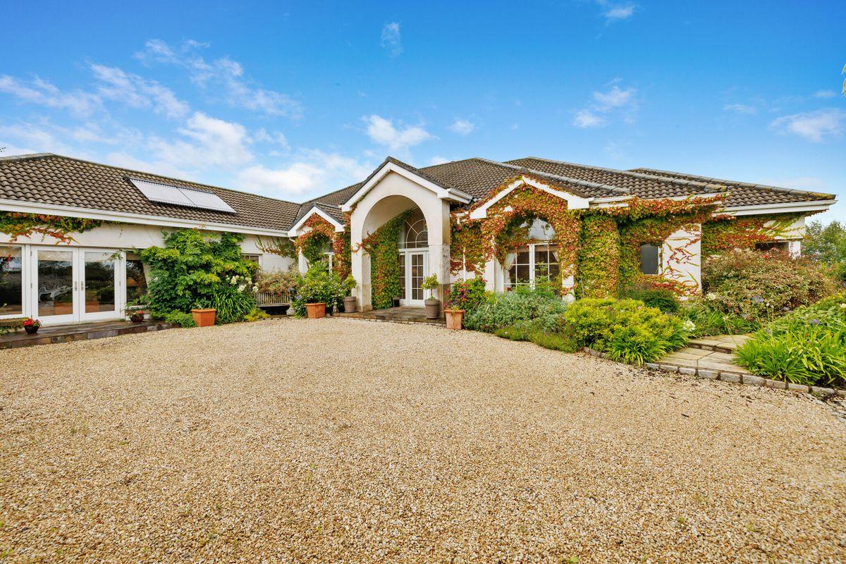 8 North Shore, Greystones, Co. Wicklow, historical listing image 1