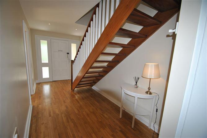 Birr Road, Roscrea, Co. Tipperary, historical listing image 5