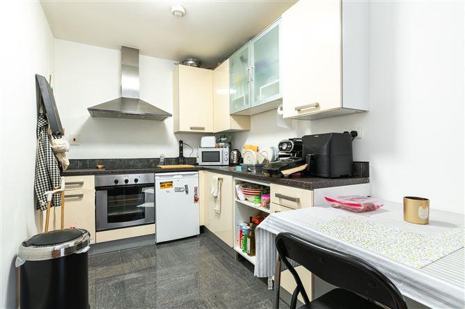 Apartment 15 , Block C2, The Bottle Works, Irishtown, Dublin 4, D04P798, historical listing image 5