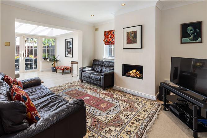 Apartment 11, College Gate, Dublin 2, historical listing image 5