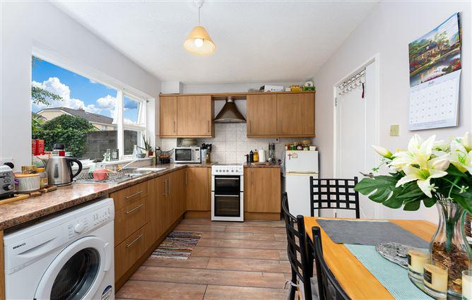 31 St Johns Close, Clondalkin, Dublin 22, historical listing image 5