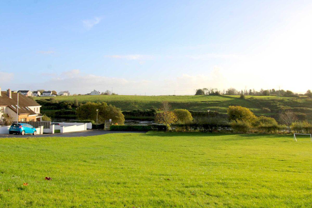 167 Childers Heights, Ballina, Co. Mayo, historical listing image 4