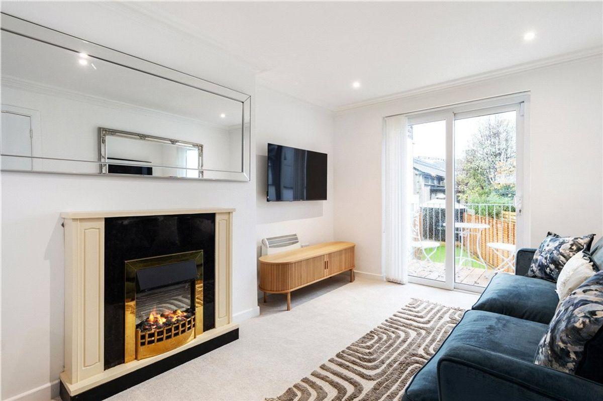 135 Pearse Street South City Centre Dublin 2, Dublin 2, D02C972, historical listing image 5