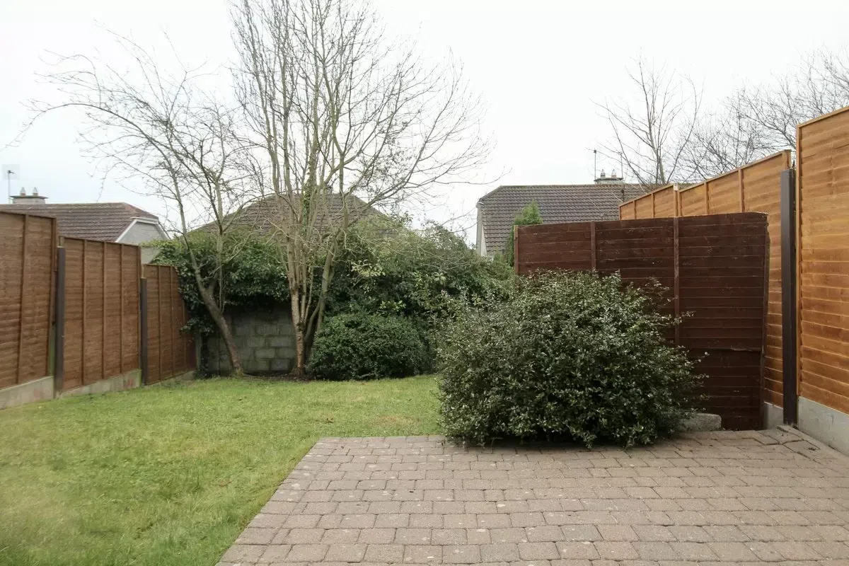 8 Danesfort, Athlone, Co. Roscommon, historical listing image 2
