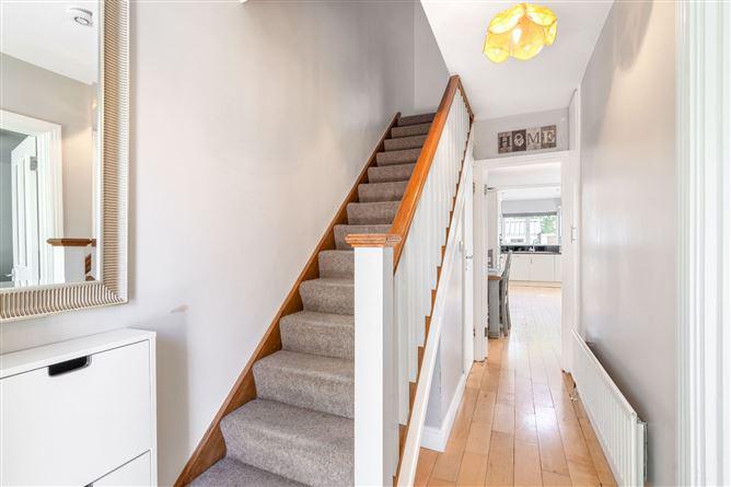 23 Sutton Downs, Sutton, Dublin 13, historical listing image 3