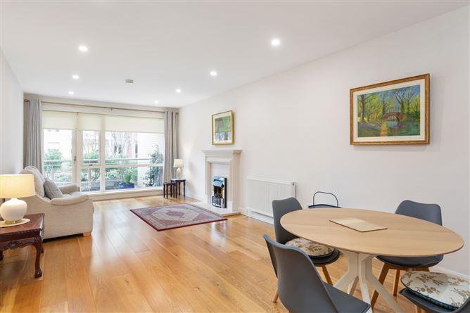 359 The Oak, Trimbleston, Goatstown, Dublin 14, historical listing image 5