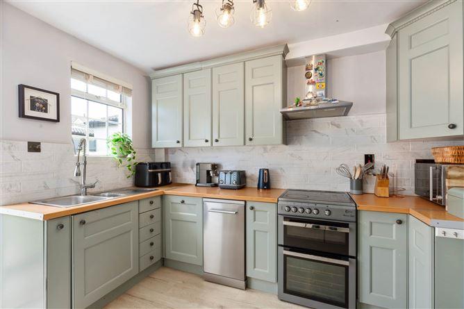 39 Pineview Avenue, Aylesbury, Tallaght, Dublin 24, County Dublin, historical listing image 6