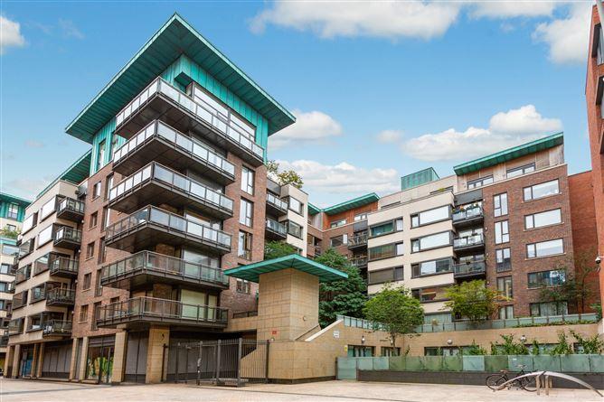56 Block E Smithfield Market, Smithfield, Dublin 7, historical listing image 1