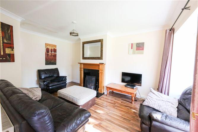5 Lake Grove, Kilminchy, Portlaoise, Laois, historical listing image 3