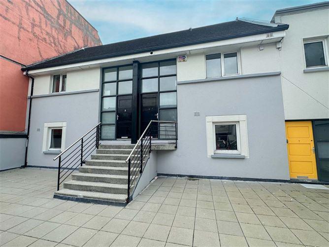 8 Commerce Court, Flood Street, Galway City, historical listing image 1