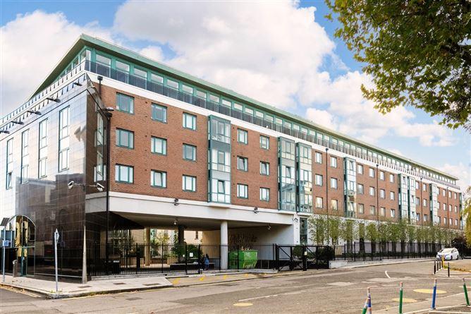 138 Adelaide Square, Whitefriar Street, Dublin 8, historical listing image 1