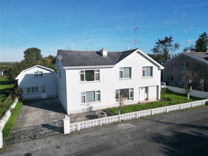 Lough Na Neine House, Castle Avenue, Roscommon Town, Co. Roscommon, F42W291, historical listing image 2