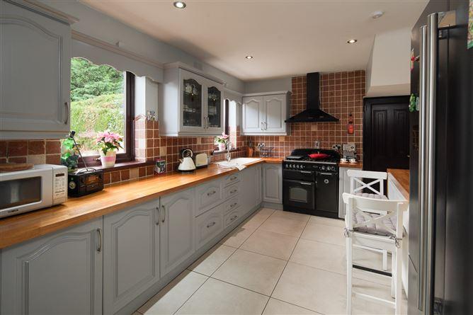 48, Manydown Close, Co. Louth, historical listing image 3