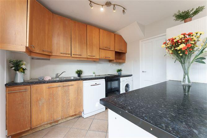5, Llewellyn Grove, Dublin 16, historical listing image 6