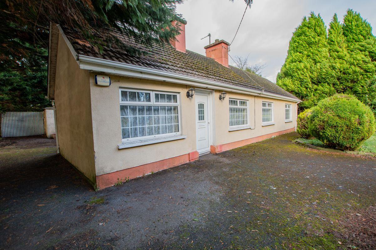 Mullingar Road, Castlepollard, Co. Westmeath, N91KT38, historical listing image 1