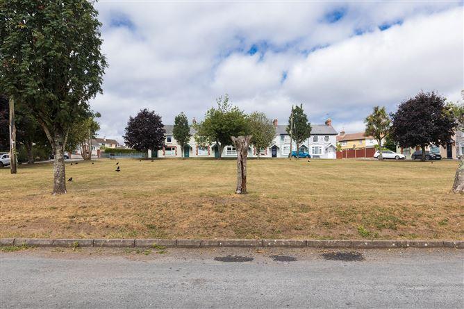 12, Saint Colman S Square, Co. Cork, historical listing image 4