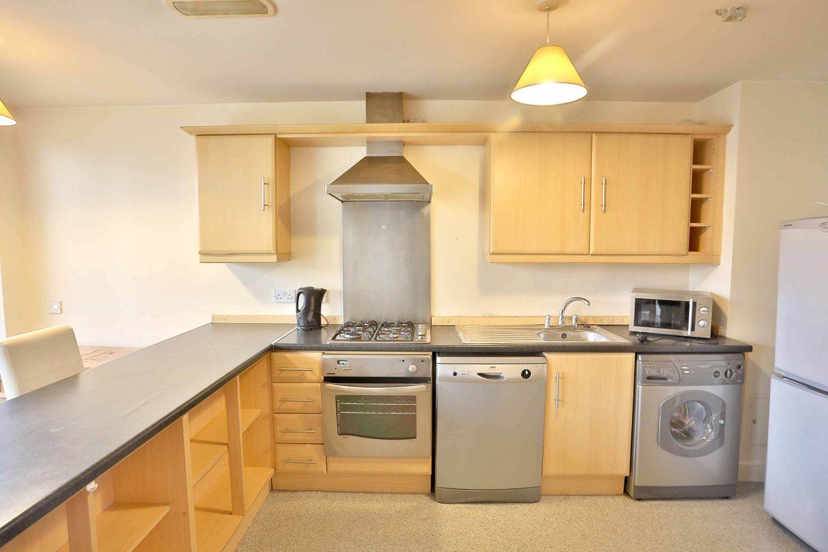 7 Block A, Stradbrook Apartments, Portlaoise, Co. Laois, R32N253, historical listing image 6