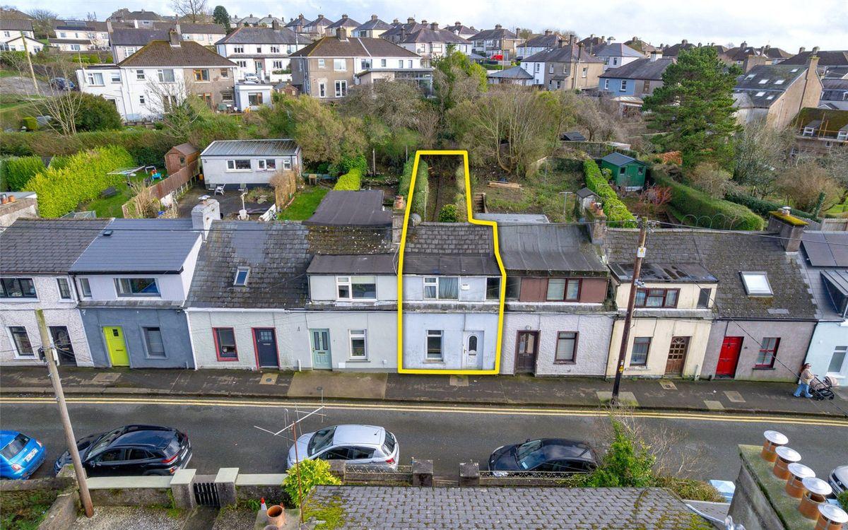 12 Ashburton Row, Gardiners Hill, Montenotte, Co. Cork, T23A6D2, historical listing image 1