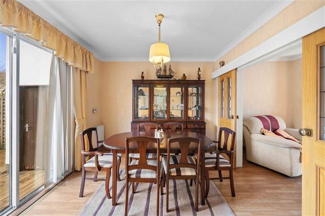 17, Brompton Green, Dublin 15, historical listing image 5