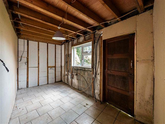 3 Lower William Street, New Ross, Wexford, historical listing image 6