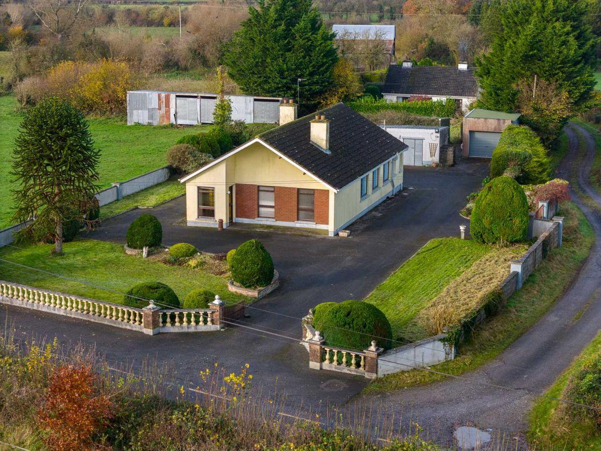 Ballinvalley, Killeigh, Co. Offaly, R35D981, historical listing image 3