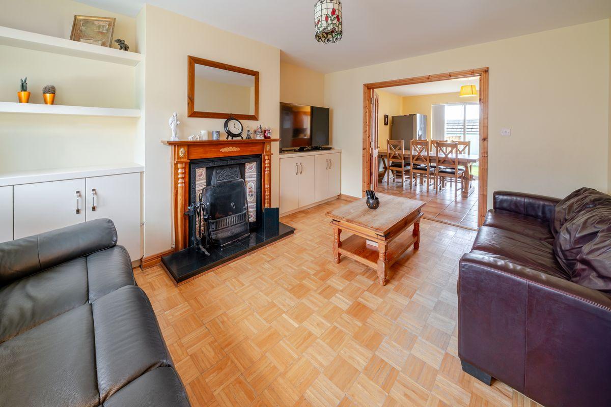 9 Rinn Na Shiona, Castlebar, Co. Mayo, F23X682, historical listing image 4