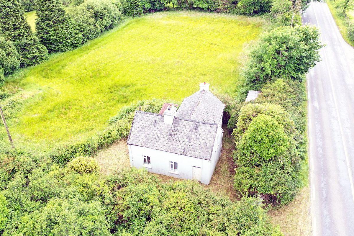 Rose Cottage, Garranes, Dunmanway, Co. Cork, P47AH56, historical listing image 4
