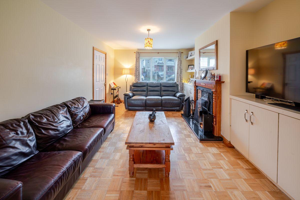 9 Rinn Na Shiona, Castlebar, Co. Mayo, F23X682, historical listing image 2