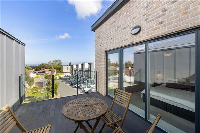 21 Westminster Wood, Foxrock, Dublin 18, historical listing image 3