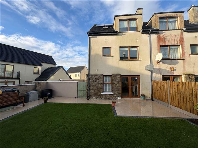 9 Oakridge, Meadowlands, Macroom, Cork, historical listing image 4