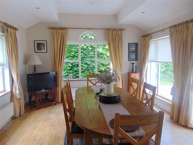 Crosstown, Killarney, Co. Kerry, historical listing image 4