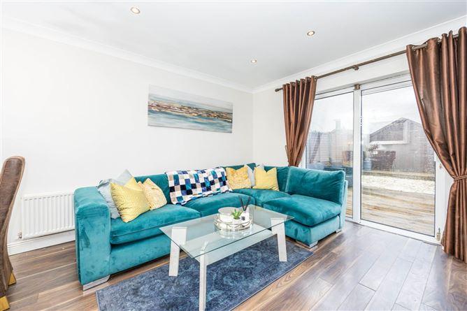 31, Holywell Square, Co. Dublin, historical listing image 4