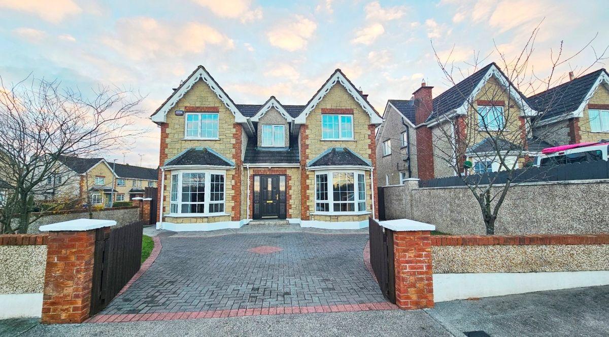 17 Cloverhill, Bailieborough, Co. Cavan, A82V651, historical listing image 1