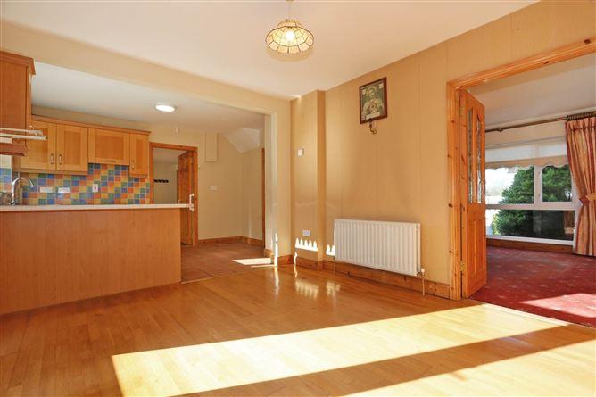 2 Cherry Avenue, Caherdavin Lawn, Caherdavin, Limerick, historical listing image 5