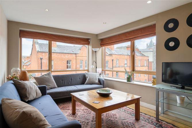 22 Chancery Court, Bride Street, Dublin 8, historical listing image 5