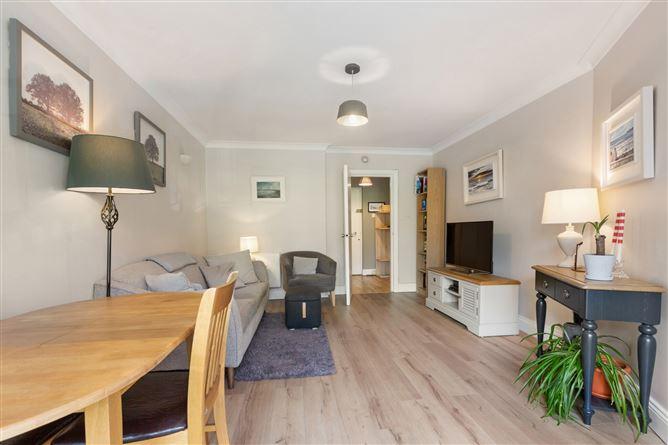 17 Cullenswood House, Ranelagh, Dublin 6, historical listing image 3