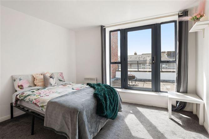 32 Liffey Walk, North Lotts, Dublin, historical listing image 6