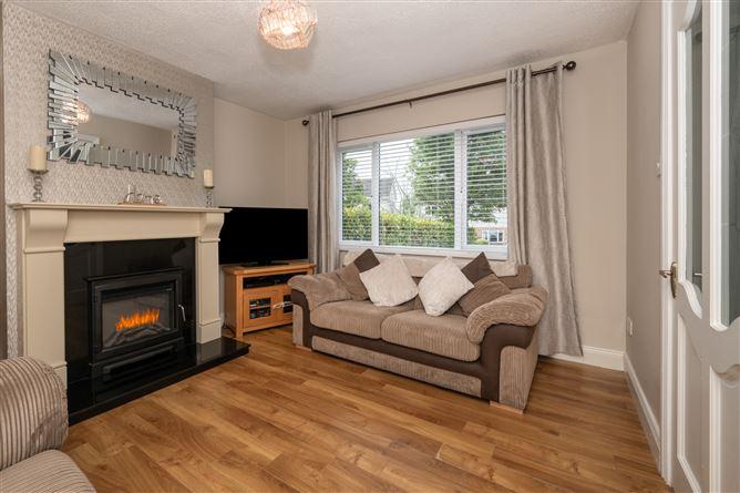 34 The Willows, Classes Lake, Ballincollig, Co. Cork, P31H525, historical listing image 6