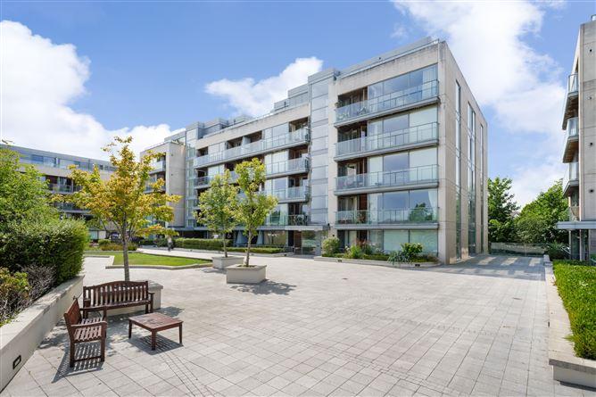46 Sanderling, Thornwood, Booterstown Avenue, Booterstown, County Dublin, historical listing image 1
