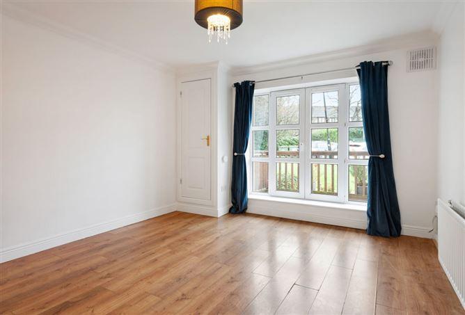 3 Greenview Seabrook Manor, Portmarnock,   County Dublin, historical listing image 5
