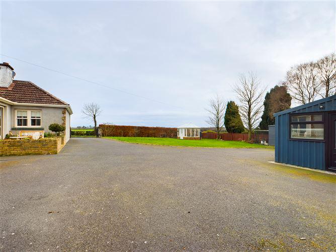 An Nead Cottage, 1083 Newtown, Kildare Town, Co. Kildare, historical listing image 4